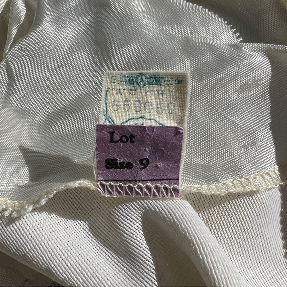 60s Metallic Threaded Faux Button Mini Dress - Picture 6 of 17